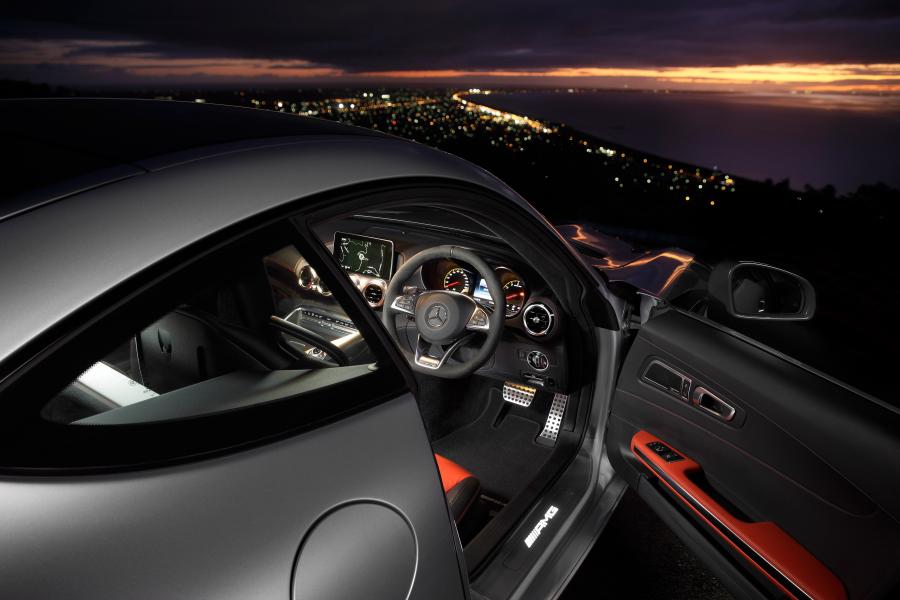 Детали экстерьера Mercedes-AMG GT S 2015 года  (AU) (фото 4 из 24)